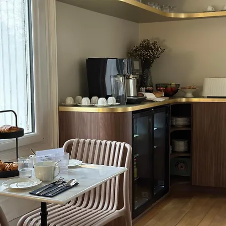 Chateau De Moulede Linars