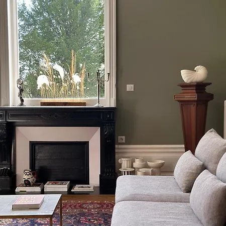 Chateau De Moulede 3*