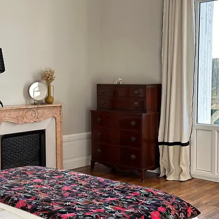 Pensionat Chateau De Moulede 3*