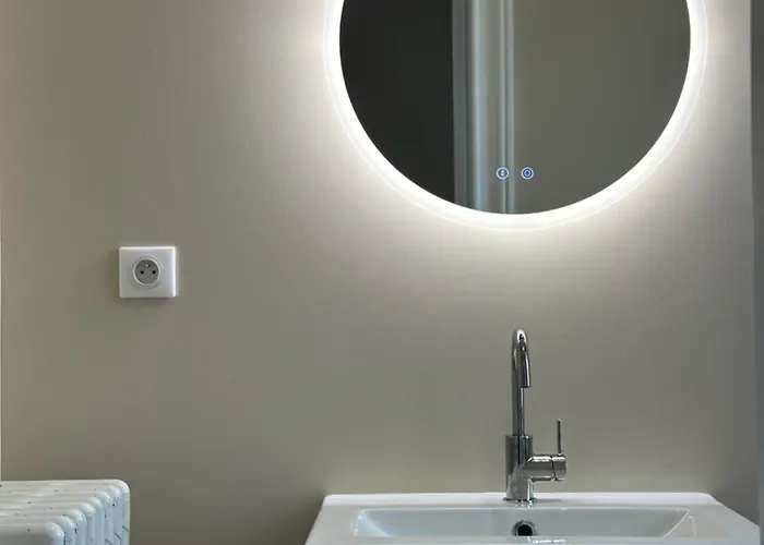 Chateau De Moulede 3* Linars