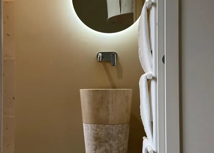 Guest house Chateau De Moulede 3*